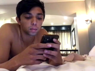 Queloco22  15-08-2021 goal-cum! Couple
